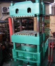 二手平板硫化機(jī)
